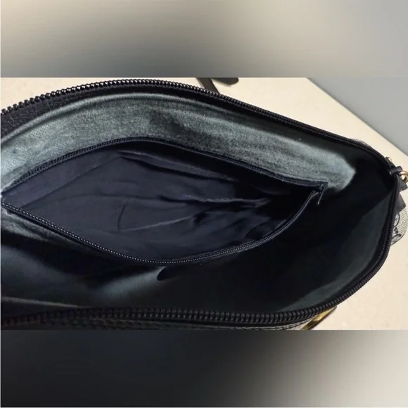 Gucci Women's Black and Gray Shoulder Bag - Picture 8 of 16